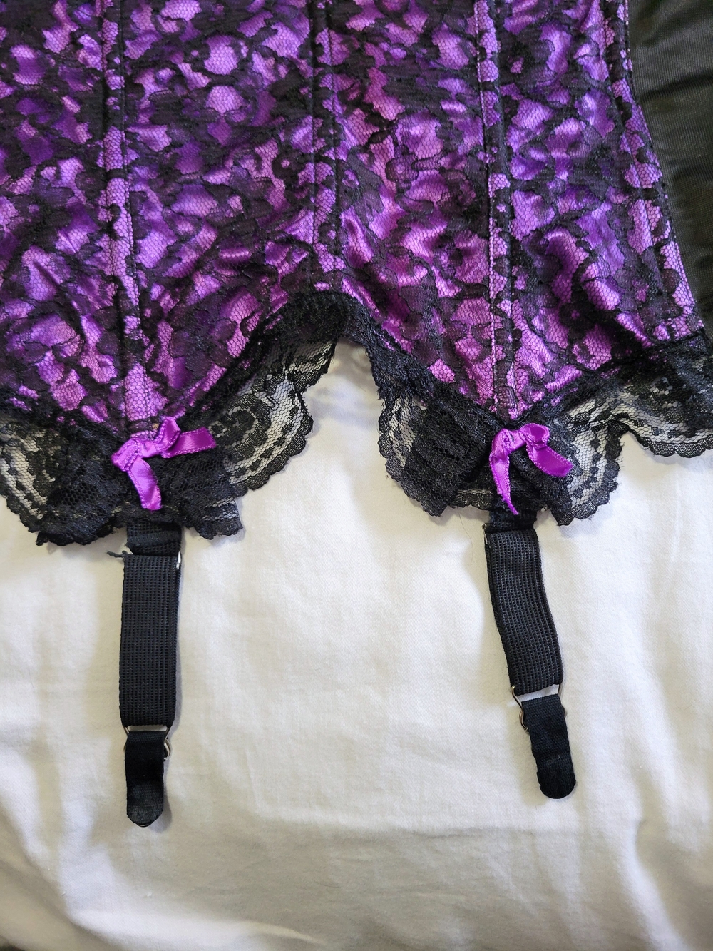 Vintage Fredericks of Hollywood Purple and Black Lace Bustier with Garter Straps - Picture 4 of 11